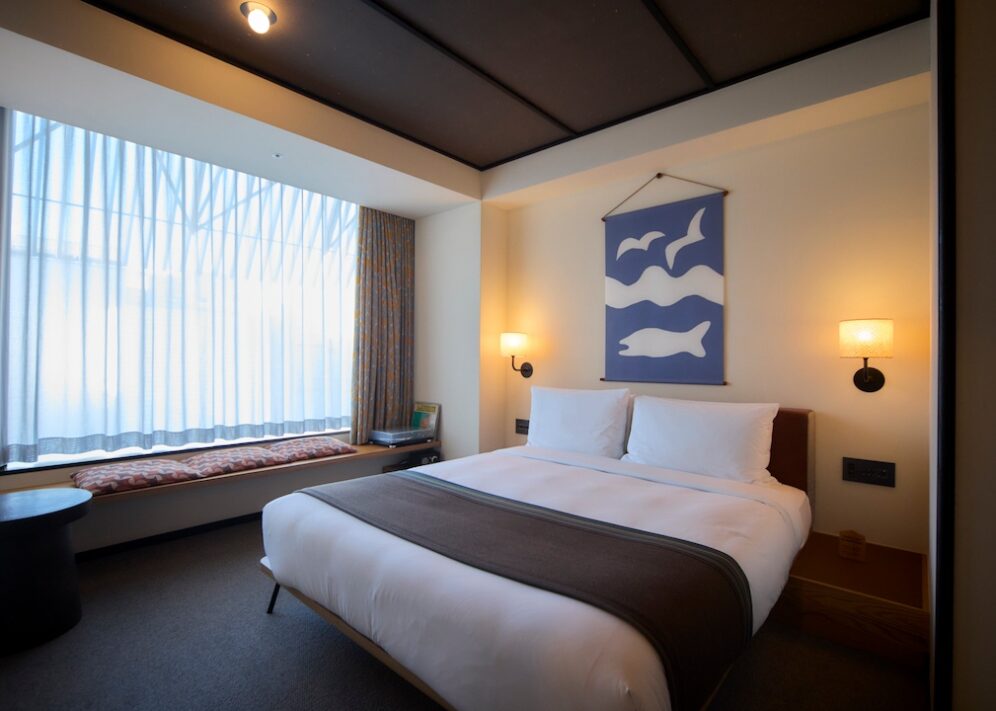 Kyoto - Standard King - angle 1
