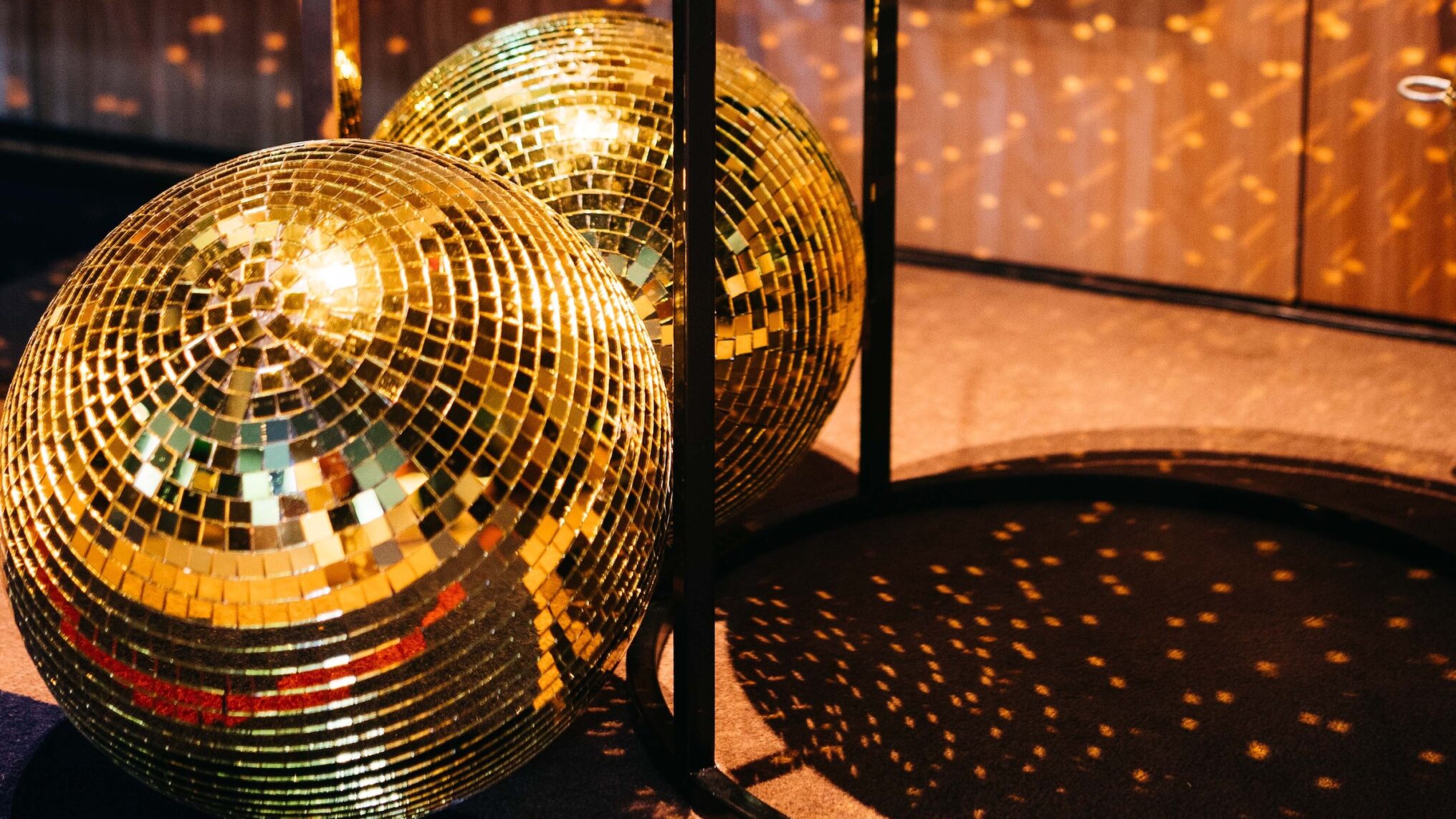 gold party ball